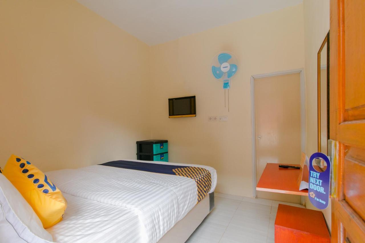Ayu Homestay Syariah Sukabumi Exterior foto